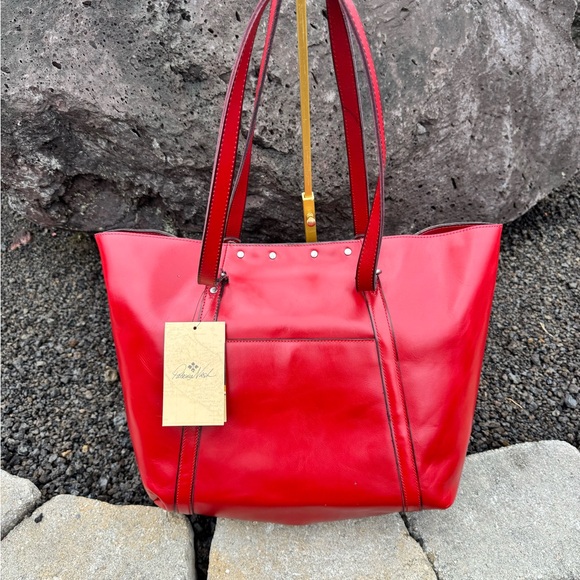 Patricia Nash NWT Distressed Leather “Benvenuto” Tote Bag – Lava Red Retail $299 - Picture 9 of 17